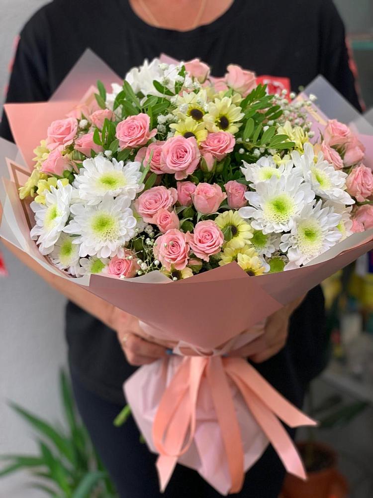Букет цветов из: Розы и Хризантемы в Каякенте