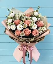 Букет цветов из:  Розы, Альстромерии и Лизиантусы в Каякенте