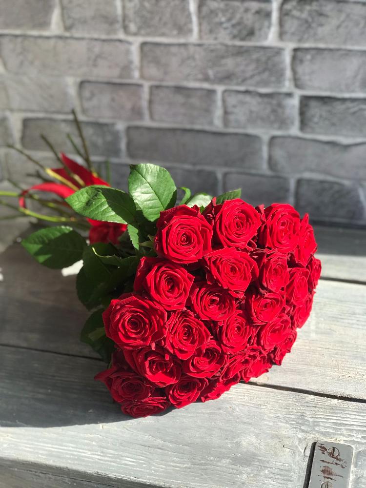 Букет Красные розы Фридом в Каякенте