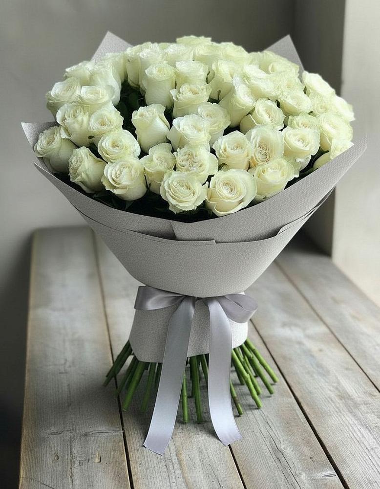 Букет 35 Белых роз в Каякенте
