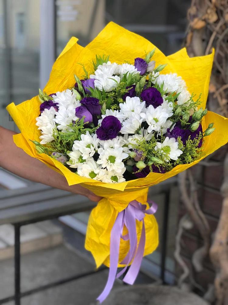Букет цветов из: Ирисы, Хризантемы и Ромашки в Каякенте