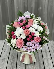 Букет цветов из:  Альстромерии, Гвоздики, Розы и Хризантемы в Каякенте