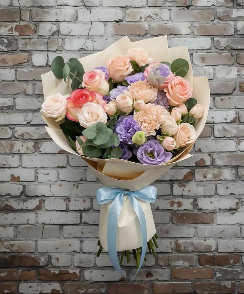 Букет цветов из: Розы, Лизиантусы и Гвоздики в Каякенте