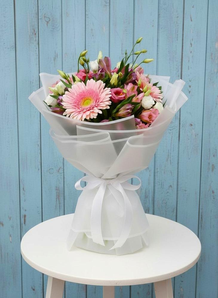 Букет цветов из: Герберы, Альстромерии и Лизиантусы в Каякенте