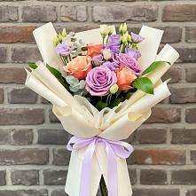 Букет цветов из:  Лизиантусы и Розы #REPLACE_PRED# Каякенте