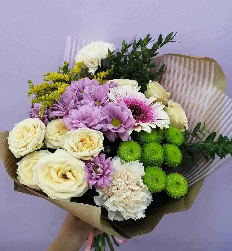 Букет цветов из: Хризантемы, Розы, Гвоздики и Герберы в Каякенте