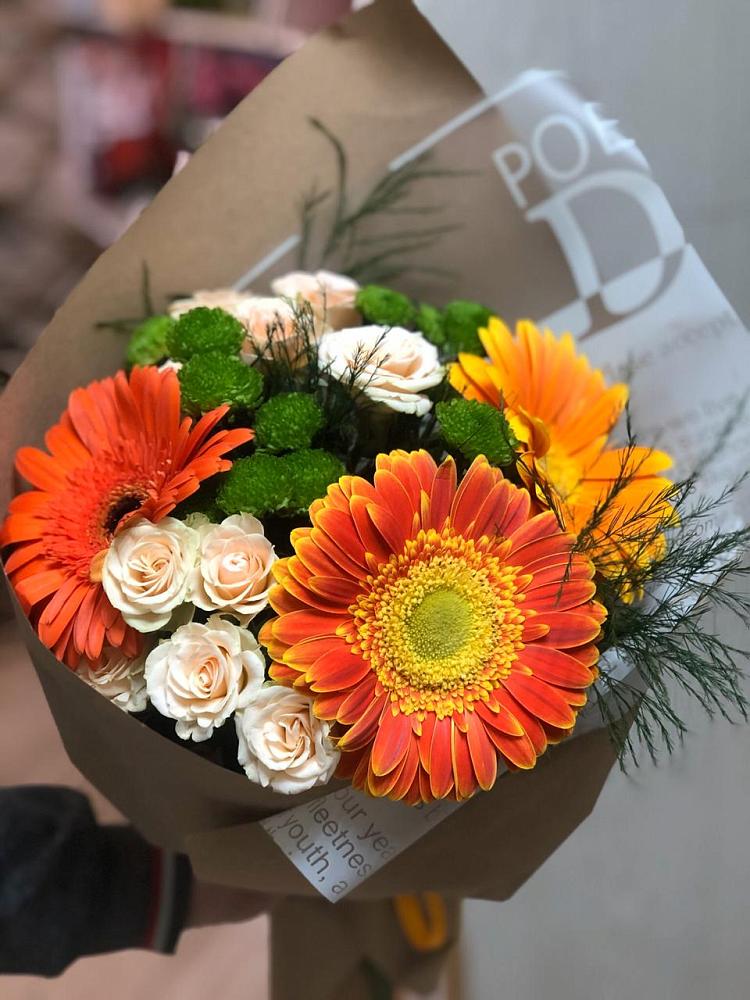 Букет цветов из: Герберы, Хризантемы и Розы в Каякенте