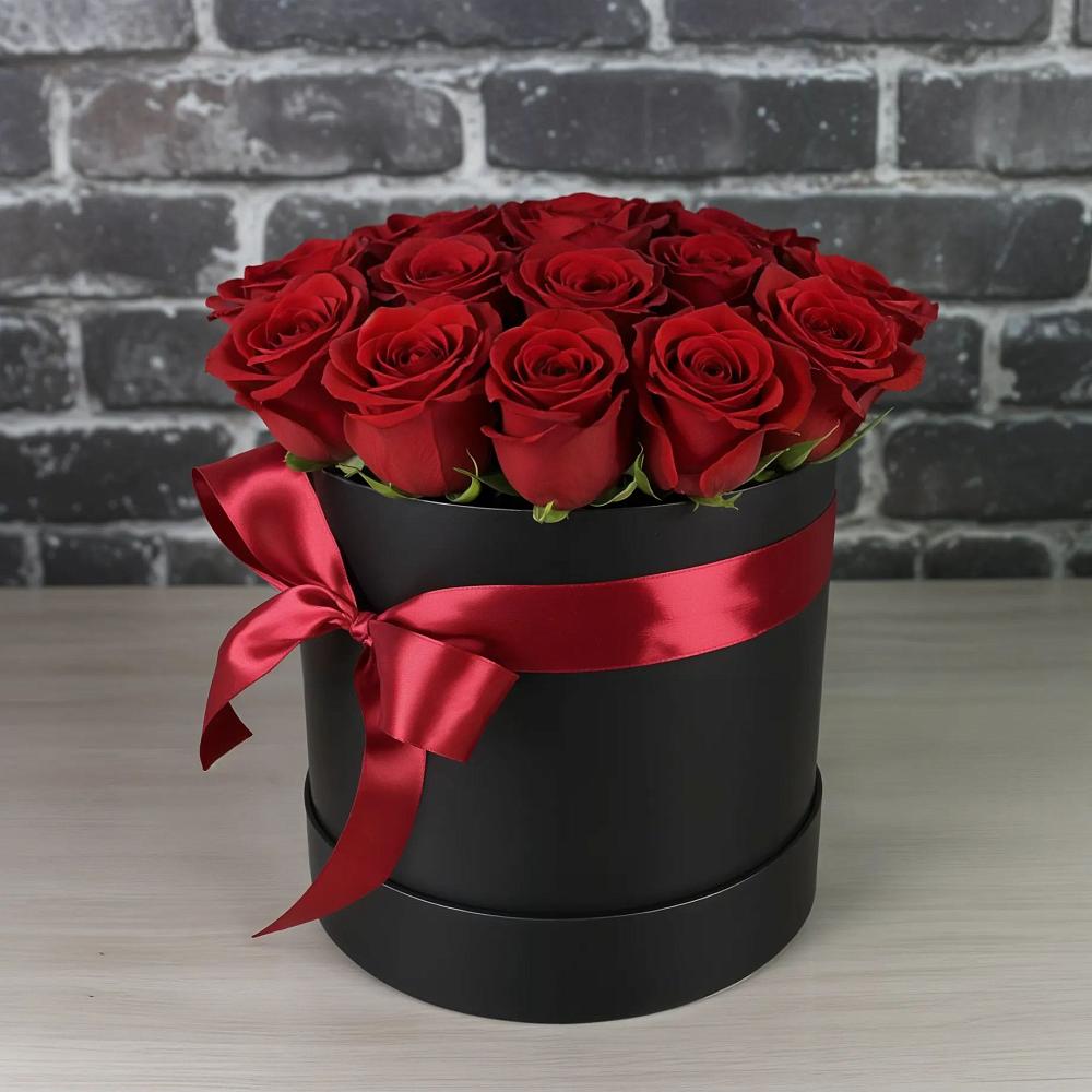 Цветочная композиция из Розы в шляпной коробке в Каякенте