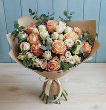 Букет цветов из:  Альстромерии и Розы в Каякенте