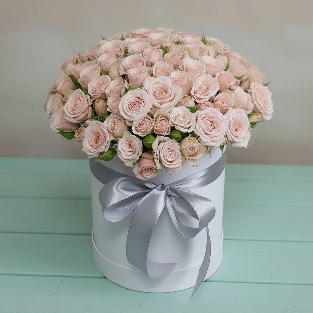 Цветочная композиция из Розы в шляпной коробке в Каякенте