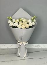 Букет цветов из:  Розы и Лизиантусы в Каякенте